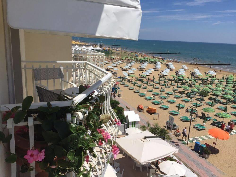 Hotel Bellariva Lido di Jesolo Buitenkant foto